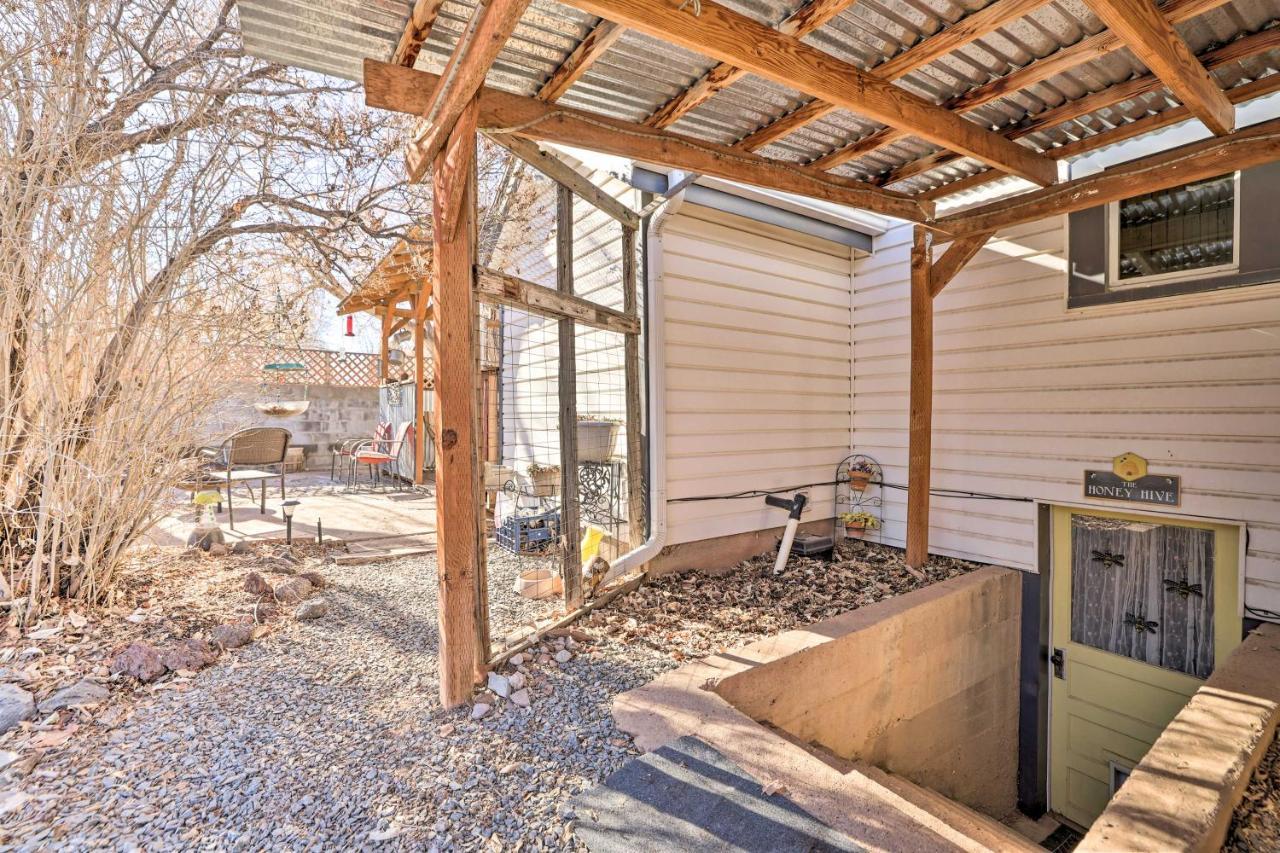 Cozy And Vintage Cedar City Apartment With Fire Pit! Esterno foto